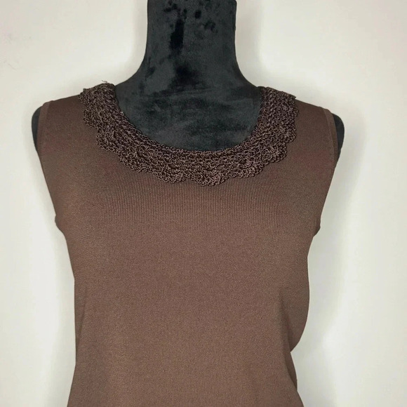 VINTAGE BROWN KNIT TANK W/ CROCHET COLLAR - Picture 2 of 11